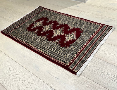 Jaldar Geometric Handmade Fine Wool Rug (STK560-357) 100X63CM