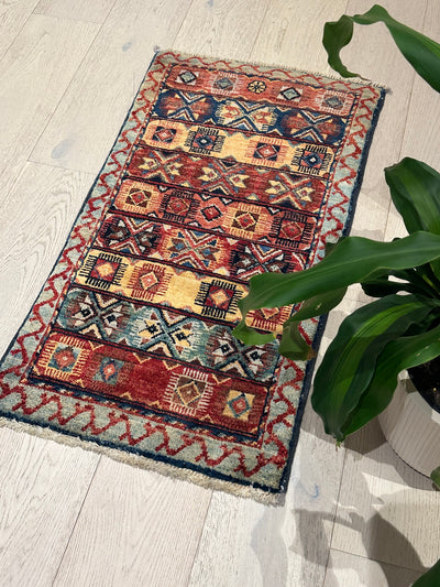 Chobi Handmade Vegi Dye Wool Rug (550-1968) Rugs Online Rugs Sydney Australia, www.rugsonlinerugs.com.au