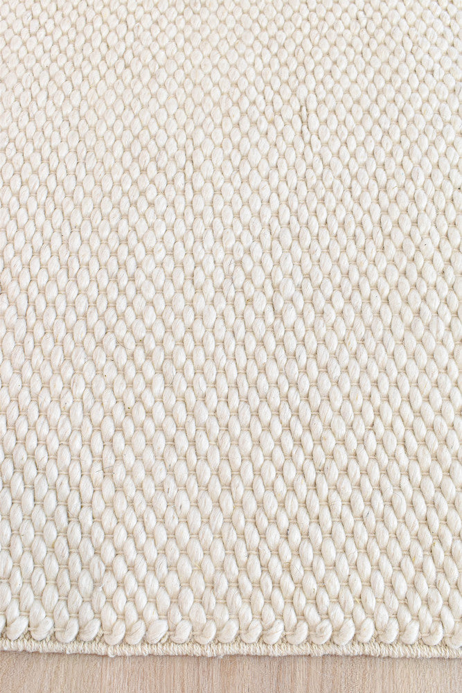 Cosmopolitan Chicago Skandi Cloud Silk Wool Rug