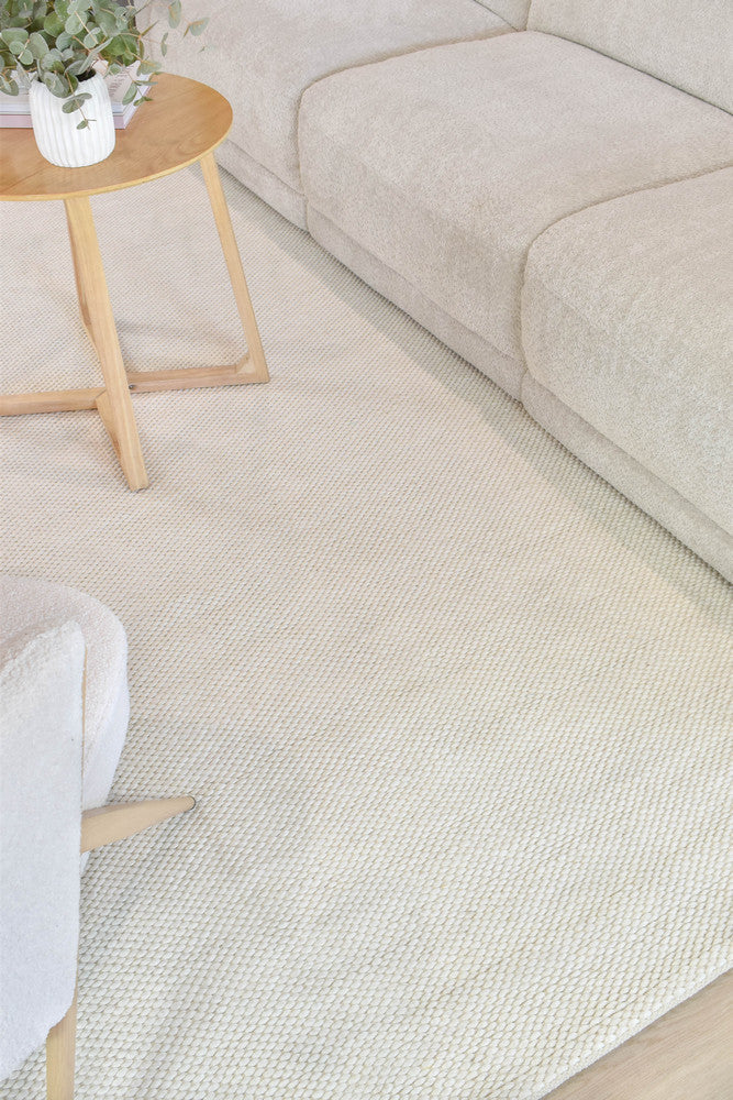 Cosmopolitan Chicago Skandi Cloud Silk Wool Rug