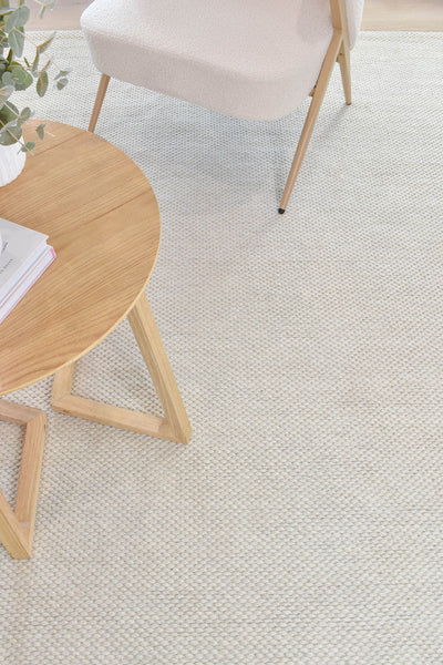Cosmopolitan Chicago Skandi Pearl Wool Rug
