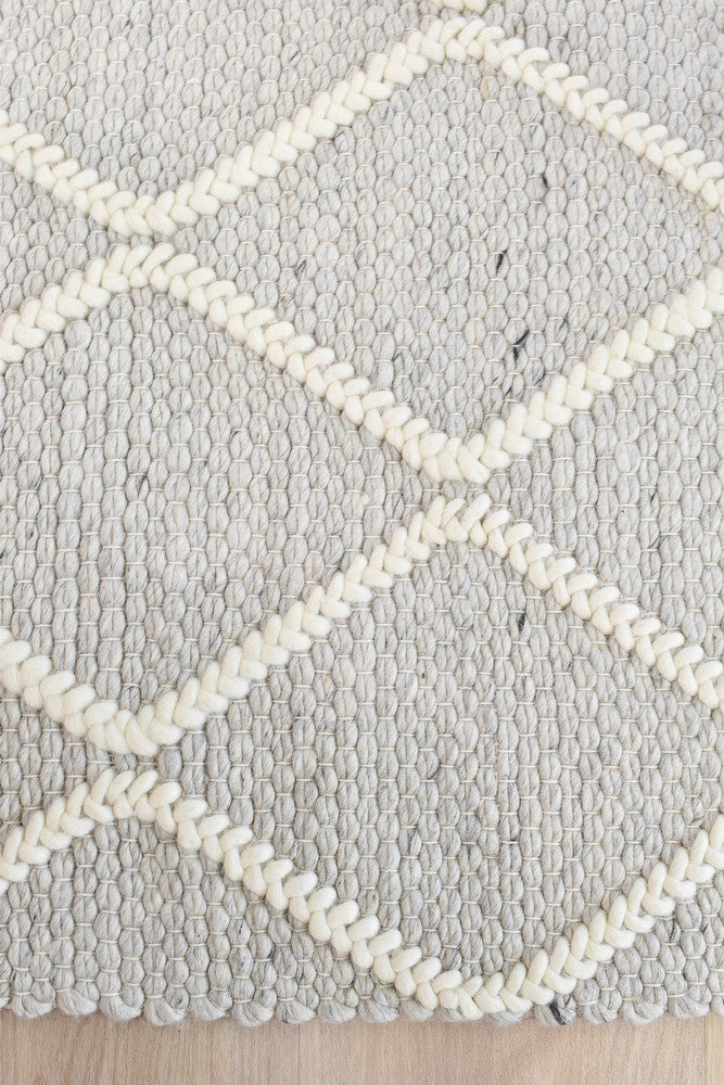 Cosmopolitan Skandi Stone Wash Wool Rug