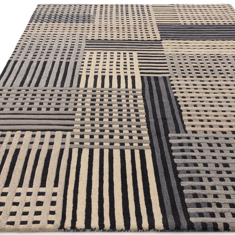 Asiatic Aspect Grey Wool Rug
