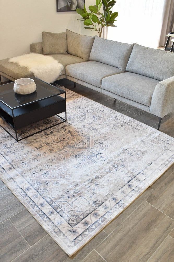 Gloria Luxo Batool Rug