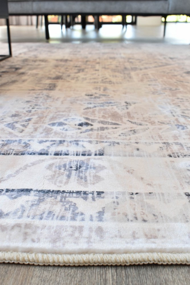Gloria Luxo Batool Rug