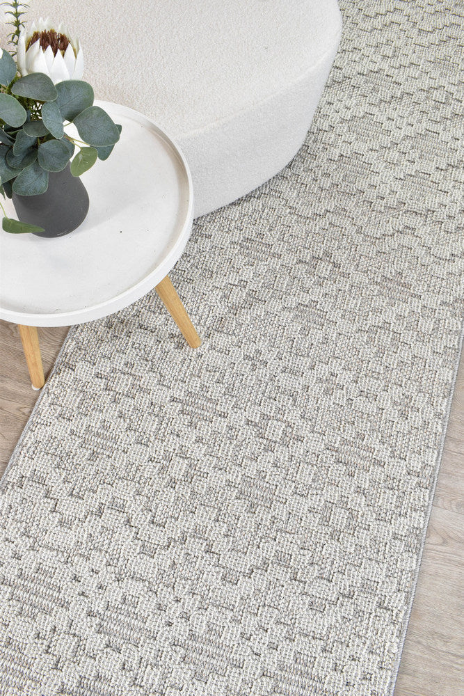 Colorado Carla Light Grey Indoor Outdoor Runner Rug, Rugs Online Rugs Sydney Australia, www.rugsonlinerugs.com.au

