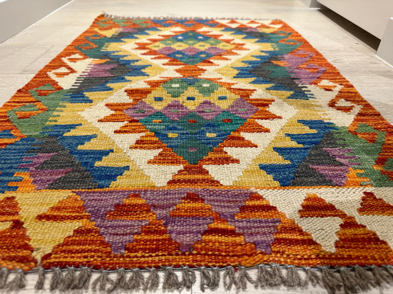 Kilim Handmade Vegi Dye Wool Rug(550-2031) 88X62CM