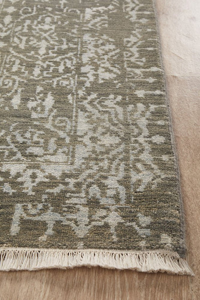 Fine Handmade Indian Natural Wool Rug 309X245CM