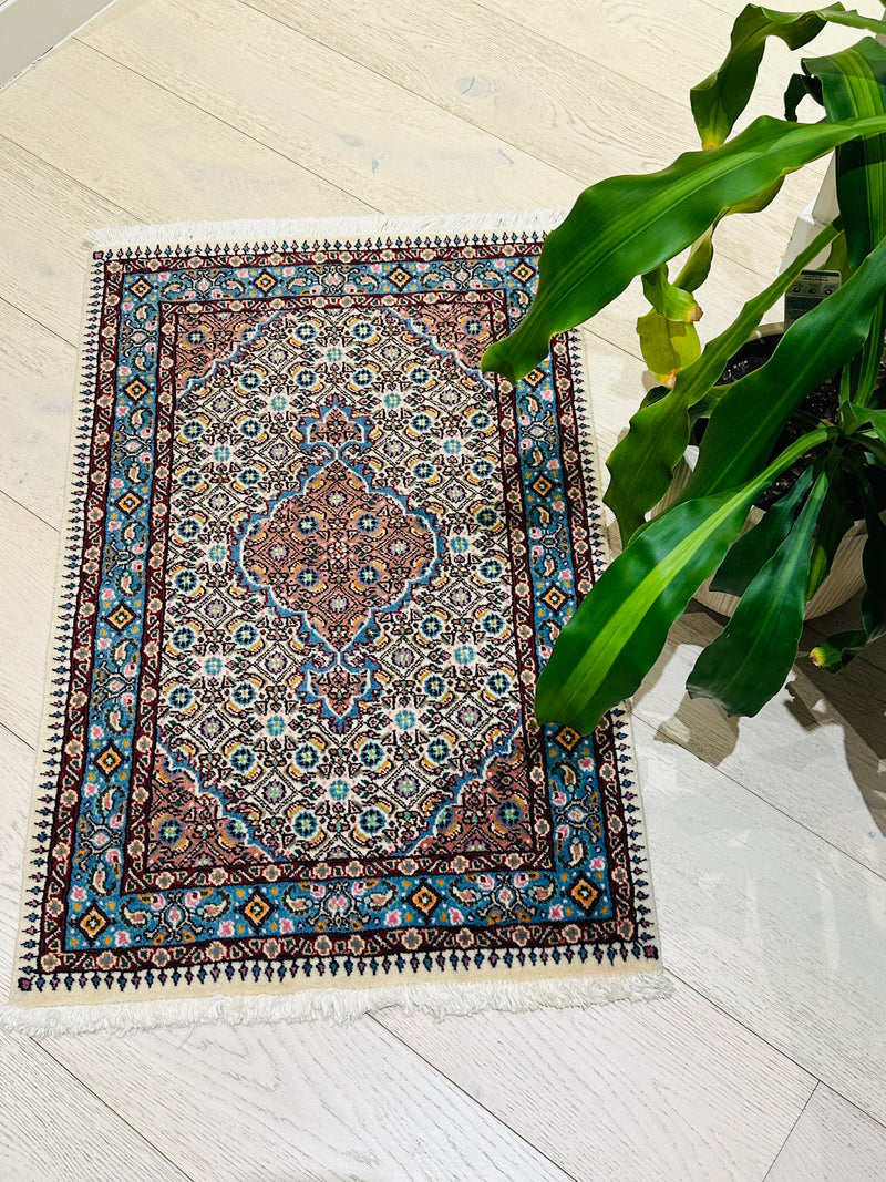 Floating Fish Mahi Design Handmade Wool Rug (STK 162-5) 89x58CM, Rugs Online Rugs Sydney Australia, www.rugsonlinerugs.com.au