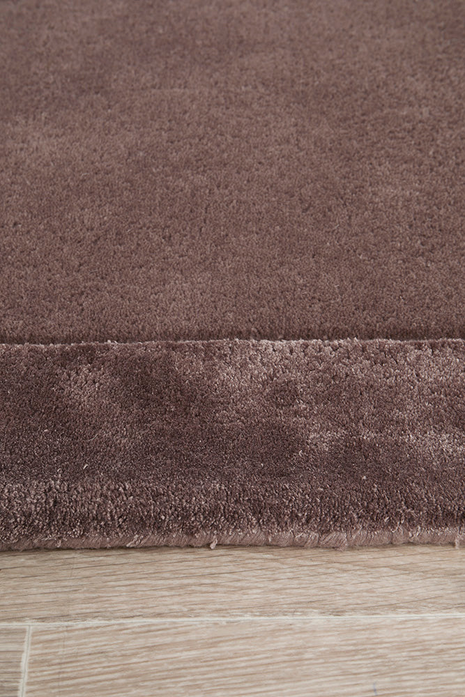 Charleston Grape Wool Rich Runner Rug