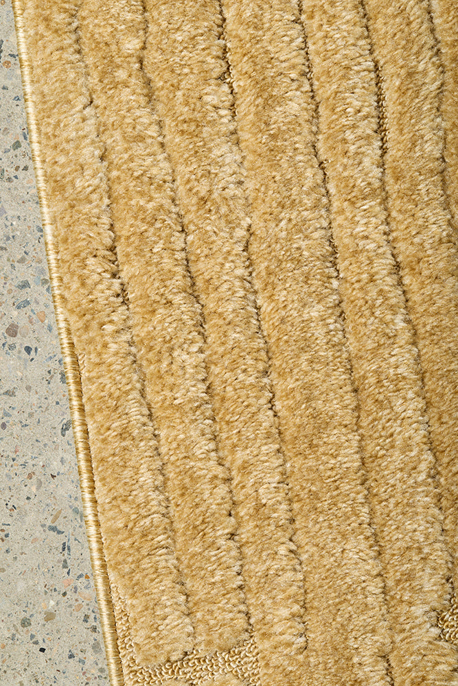 Comfina Ozzy Aliya Gold Rug