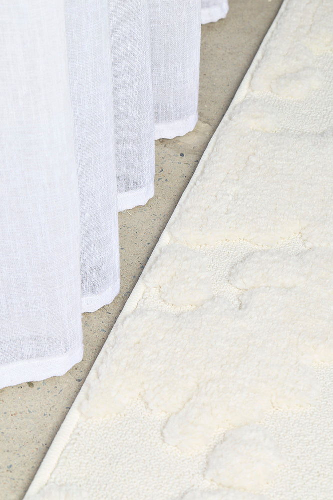Comfina Alexander Nyla White Runner Rug