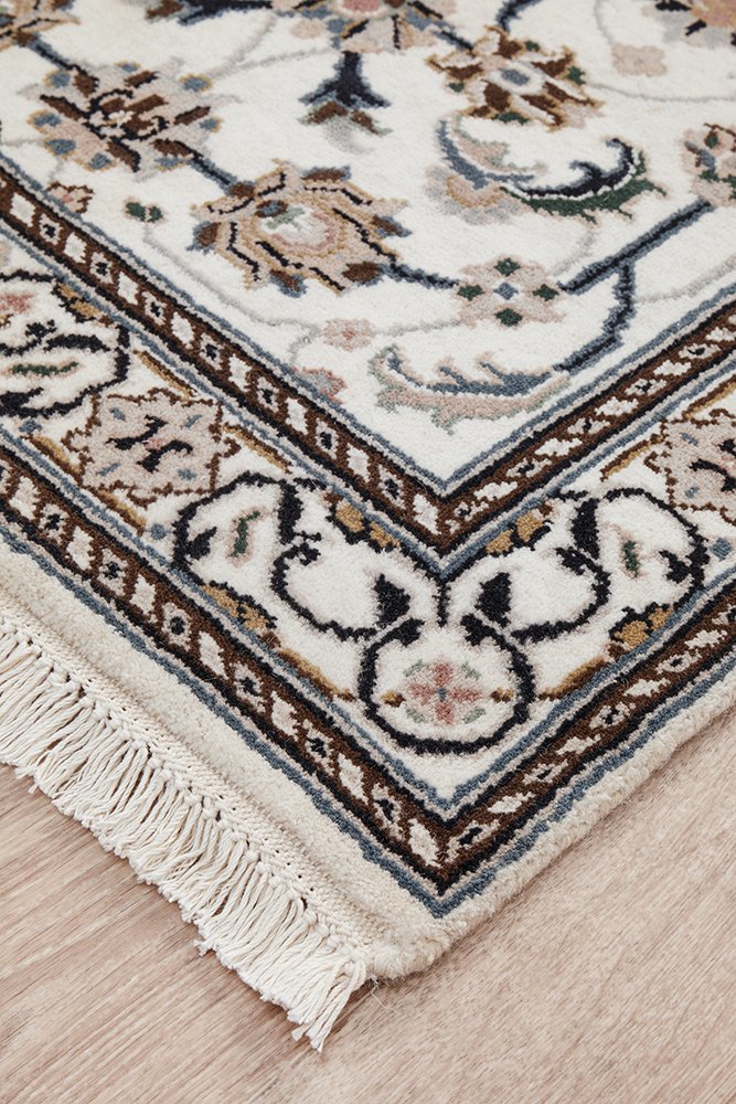 Indian Naein 9016 Cream 492x77cm