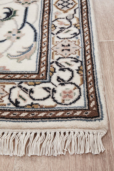 Indian Naein 9024 Cream 403x79cm