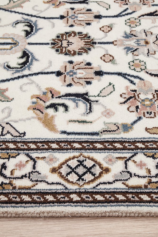 Indian Naein 9024 Cream 403x79cm