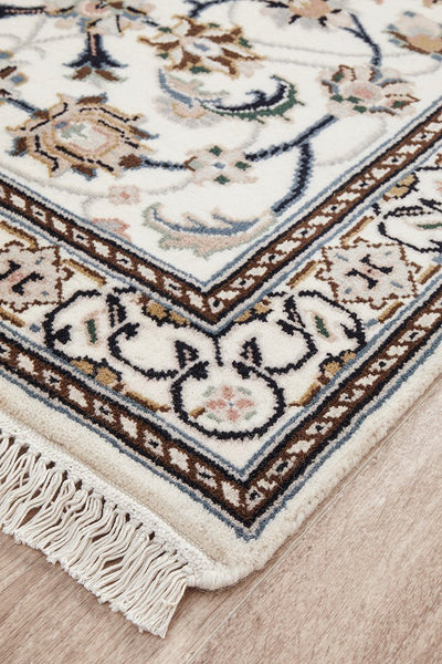 Indian Naein 9032 Cream 304x80cm
