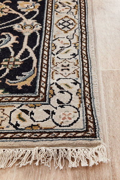 Indian Naein 9046 Navy 593x76cm