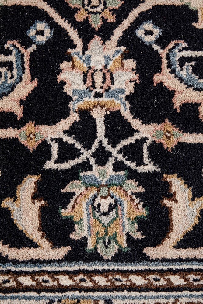 Indian Naein 9053 Navy 490x77cm