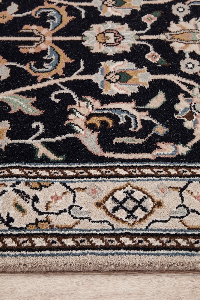 Indian Naein 9061 Navy 383x76cm