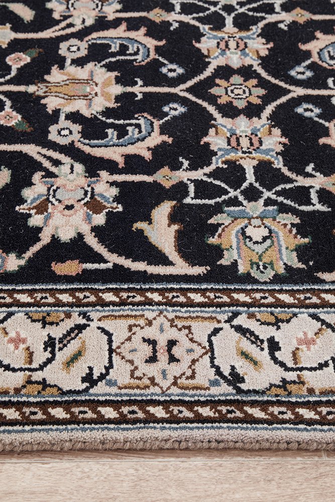 Indian Naein 9066 Navy 391x78cm