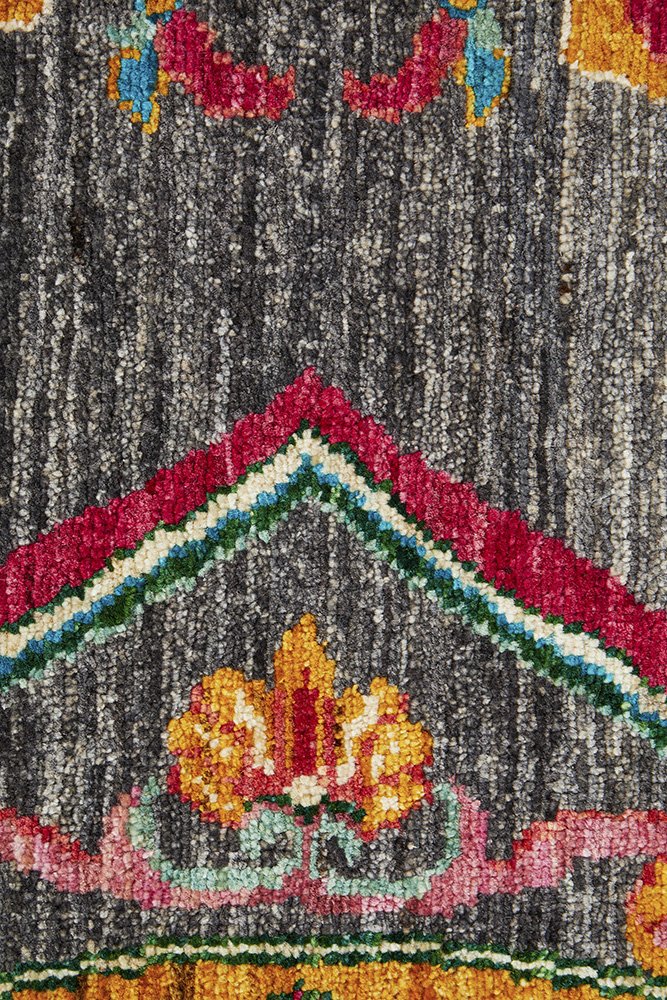 Chobi Handmade Fine Veg Dye Wool Rug 236x162CM