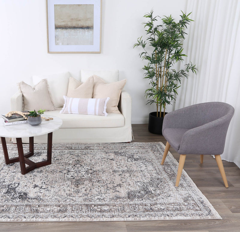 Mary Samarkad Ash Traditional Soft Rug