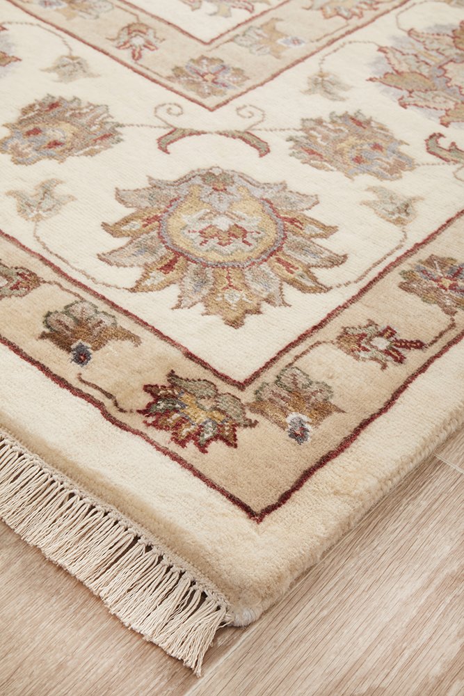 Indian Hand Knotted Wool With Silk 69