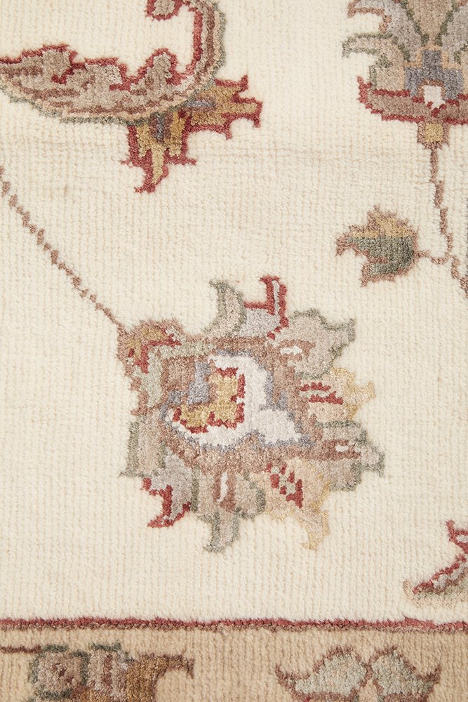 Indian Hand Knotted Wool With Silk 69