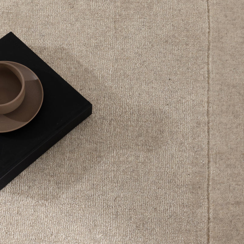 Aspen Plain Natural Border Wool Rug
