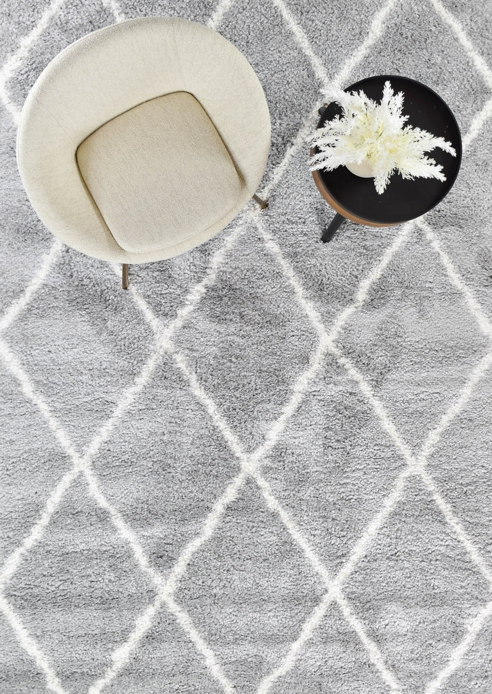 Noor Diamond Shaggy Grey Rug