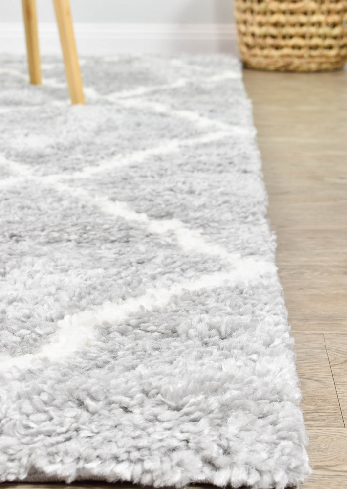 Noor Diamond Shaggy Grey Rug