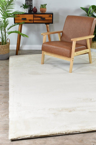 Super Soft Shaggy Beige Rug