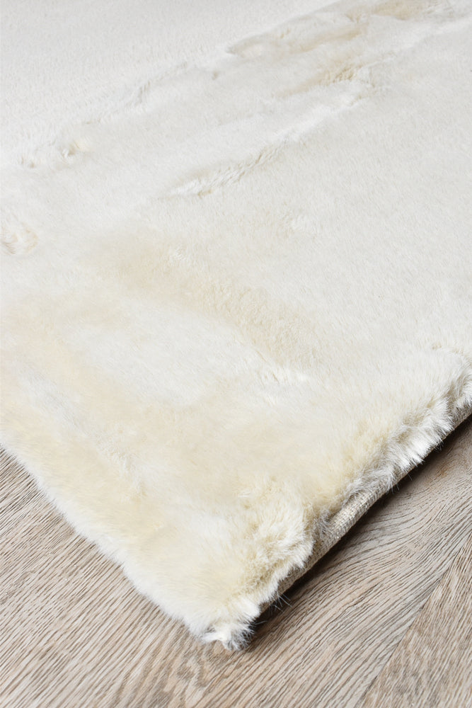 Super Soft Shaggy Beige Rug