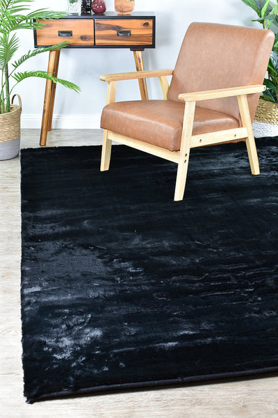 Super Soft Shaggy Black Rug