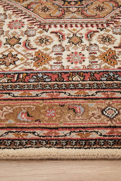 Indian Mahi Handmade 1033 Wool Rug 187X126CM