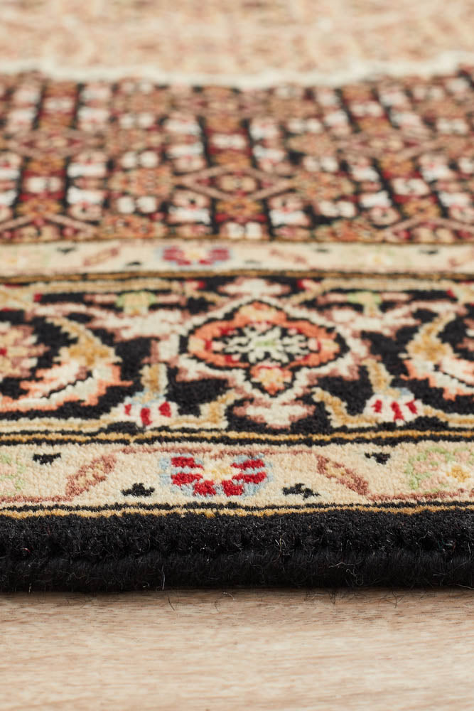 Tabriz Handmade Indian Mahi Wool Black Cream Rug 182X123CM