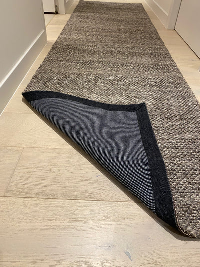 Chicago Drops Skandi Dark Grey Wool Runner Rug