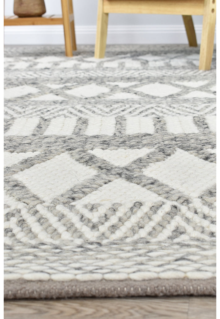 Catalina Acadian White Silver Wool Rug