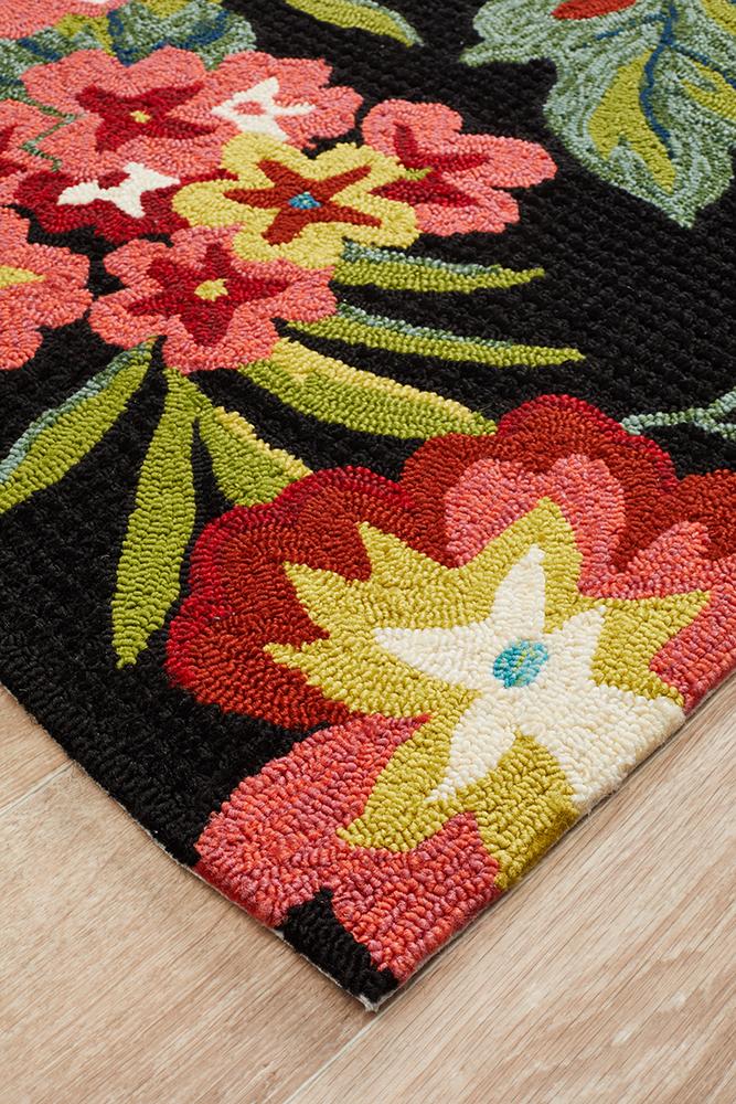 Copacabana Kelsey Bouquet Black Indoor Outdoor Rug