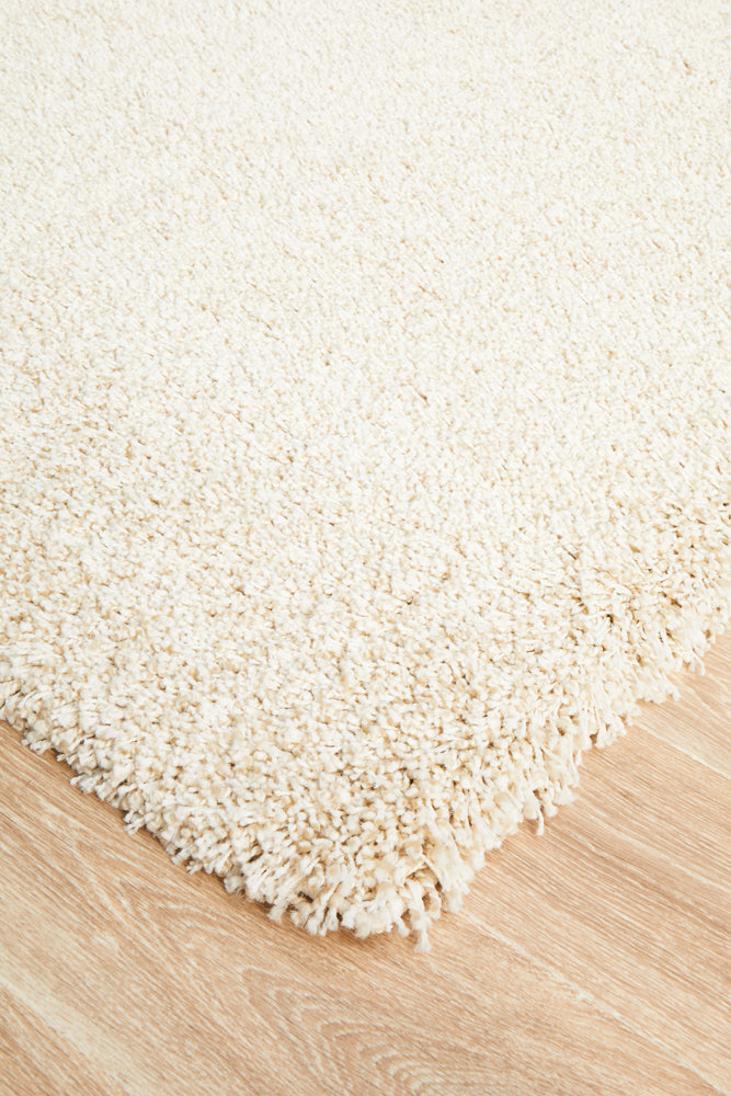 Laguna Cream Plush Rug