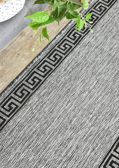 Long Island Alaska Greek Key Grey Black Runner Rug 7781-DM9E