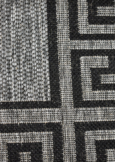 Long Island Alaska Greek Key Grey Black Rug 7781-DM9E