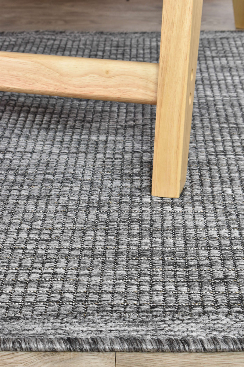 Long Island Alaska Plain Dark Grey Rug 1303-DM9E