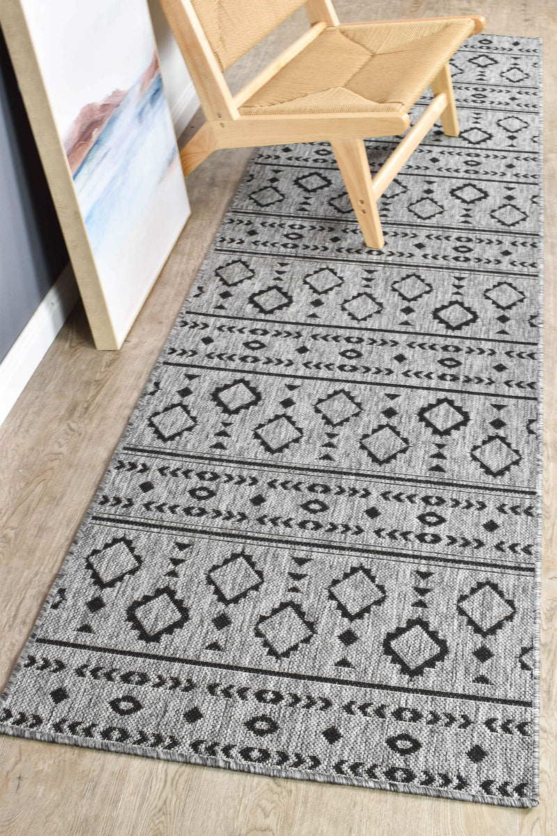 Long Island Alaska Zulu Dark Grey Runner Rug 3333-DM9E