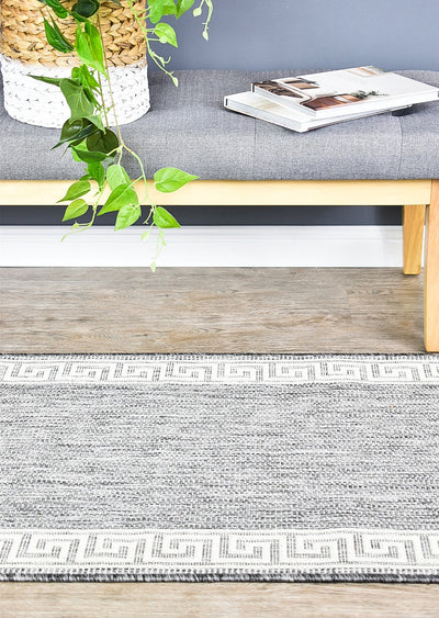 Long Island Alaska Greek Key Light Grey Runner Rug 7781-GU6E