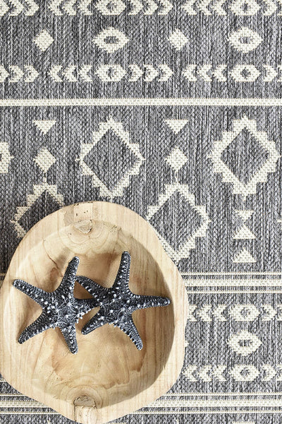 Long Island Alaska Zulu Grey Cream Rug 3333-GU6E