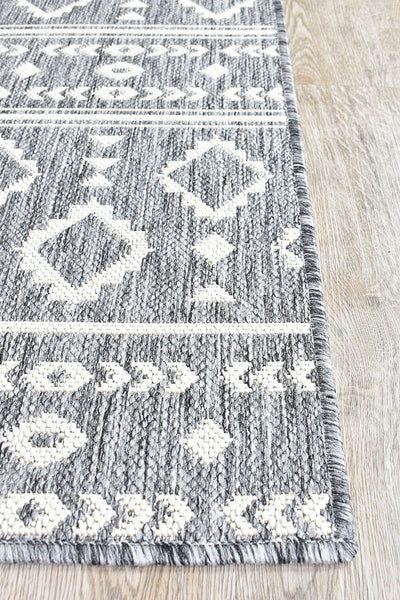 Long Island Alaska Zulu Grey Cream Rug 3333-GU6E