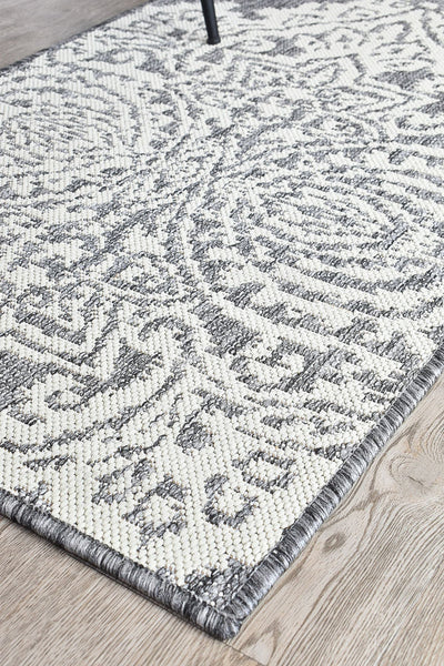 Long Island Alaska Mono Grey Cream Runner Rug 5605-GU6E