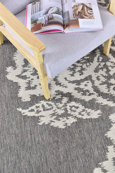 Long Island Alaska Mono Brown Cream Rug 5605-W71E