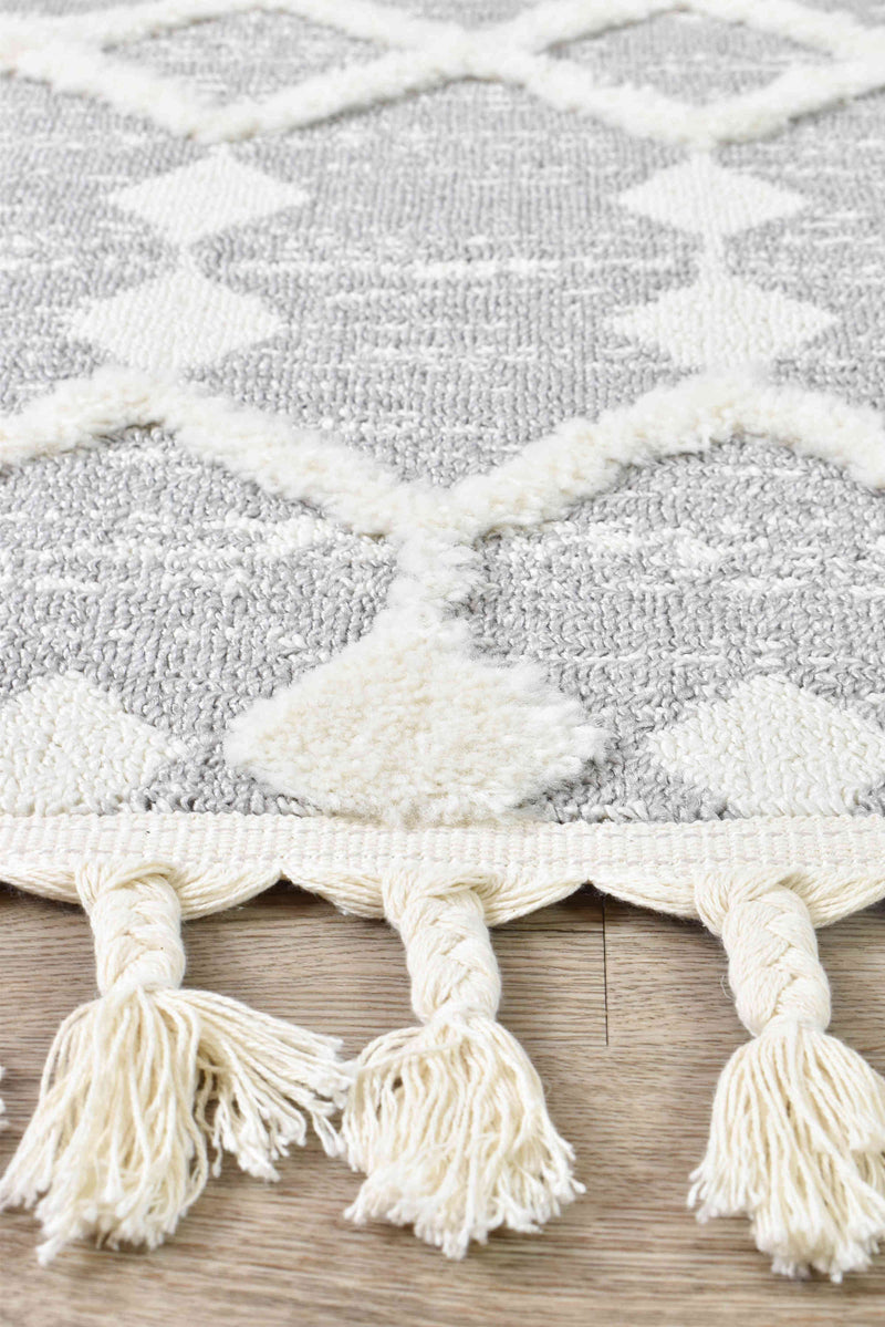 August Winter Grey Rug B0361A